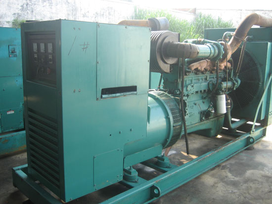 怀宁租赁发电机- 发电机碳刷磨损的原因是什么