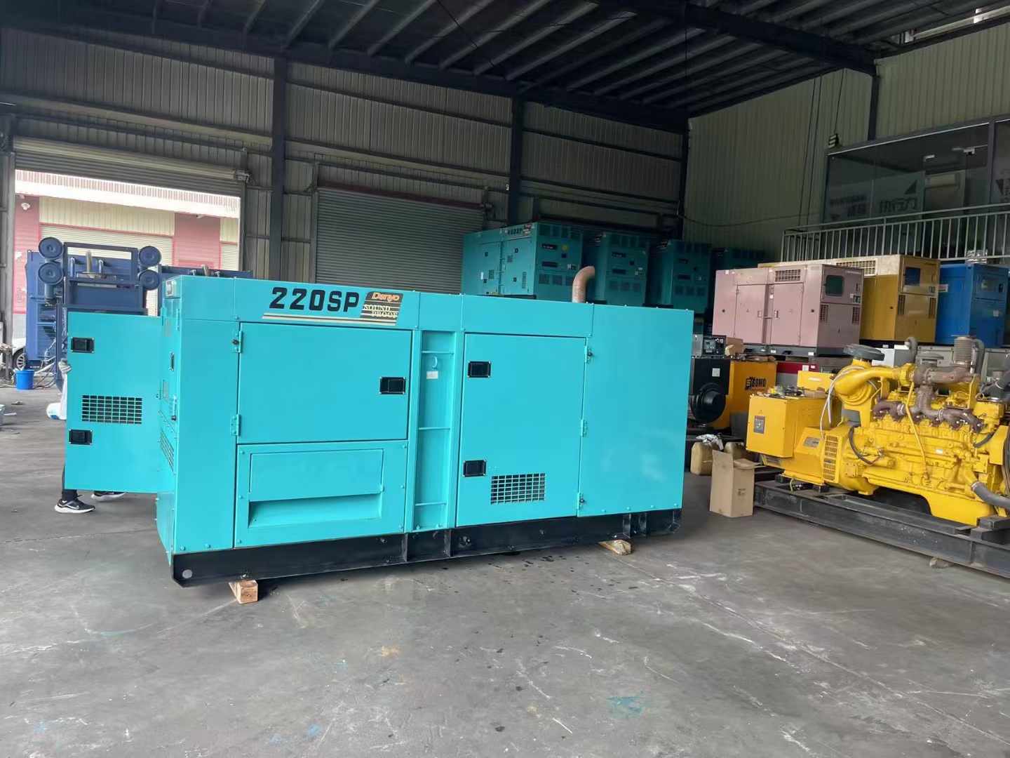 怀宁800kW 柴油发电机的输出电流波动范围是多少？